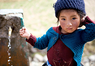 LA_Girl_Peru-Wunderlich_320x225.jpg
